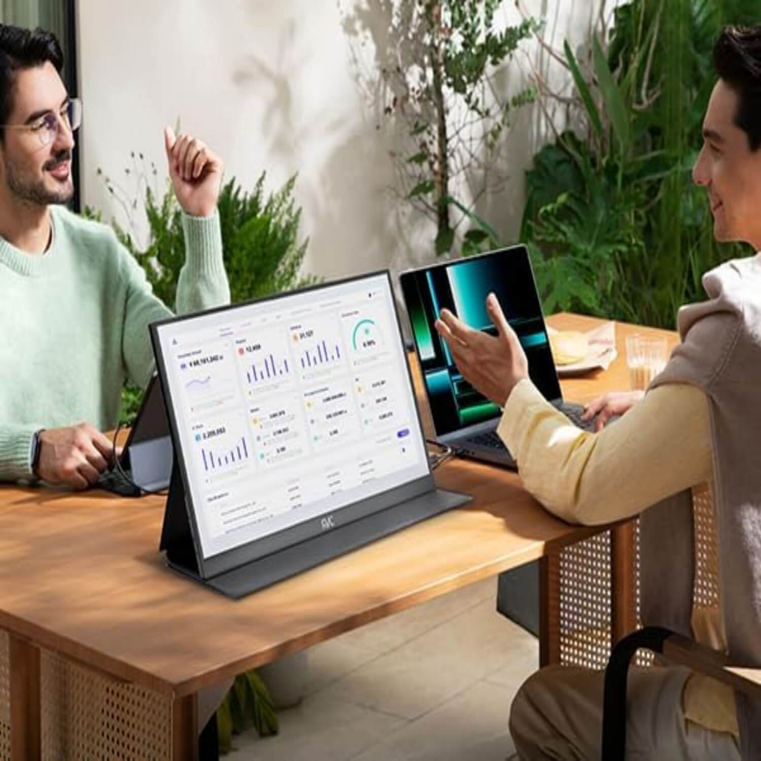 16"" QHD 144hz 2.5K Portable Monitor - Smart Gizmo Tech